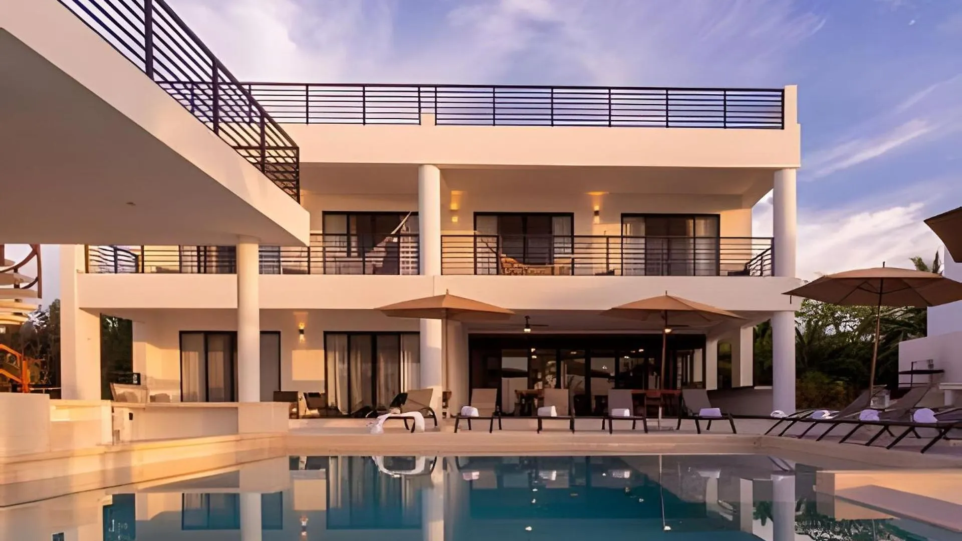 Θέρετρο 8Bdr Beach Private Chef -Wedding & Retreats /Golf Akumal Casa Milah Μεξικό